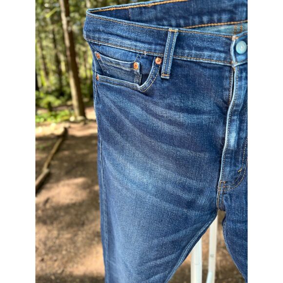Levi’s 513 Slim Straight Jeans 38x30 – Water<Less, Perfect Broken-in Wash - Picture 1 of 9